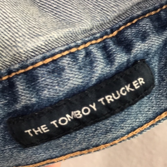 Lucky Brand “The Tomboy Trucker” Distressed Long Sleeve Vtg. Denim Jacket size L - Picture 6 of 10